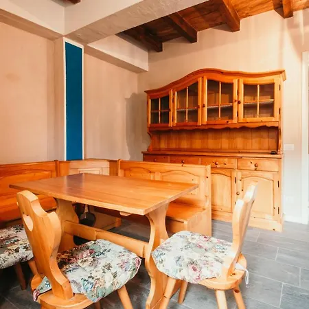 Casa Genziana - Lakeside Leisure & Business Apartman *